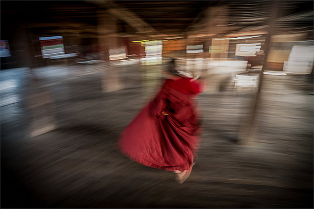 6 Ultimate Tips for Motion Blur Photography - Apogee Photo Magazine