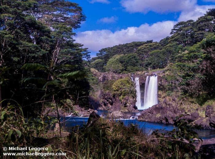 Photo of Pe'epe'e Falls in Hawaii by Michael Leggero