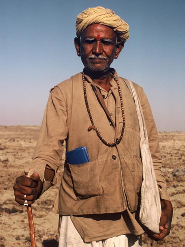Photo of nomadic goat herder in Rajasthan, India by Ron Veto