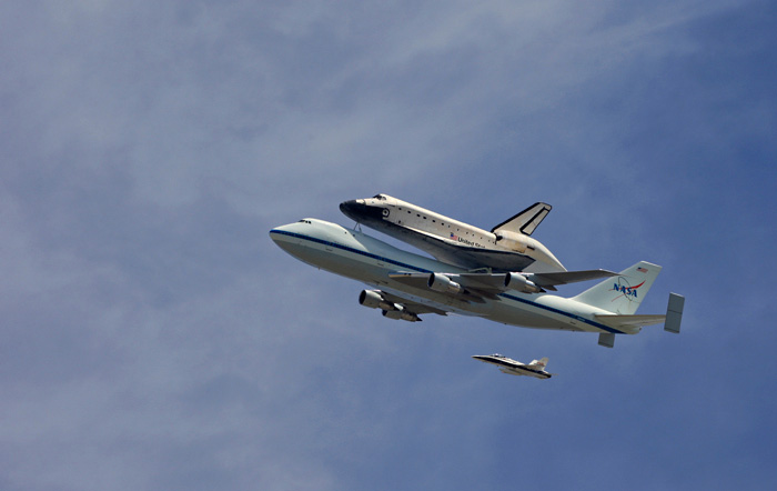 Photo of the Endeavor space shuttle piggy-backed to transport plane by Mike Savage.