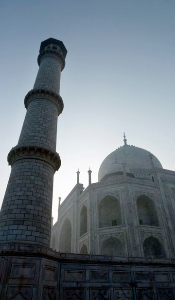 Photo of the Taj Mahal by Rick Clark