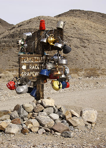 Photo of Teakettle Junction on way to Racetrack by Bob Hitchman