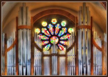 HDR photo of Stained Glass" by Uwe Steinmueller.